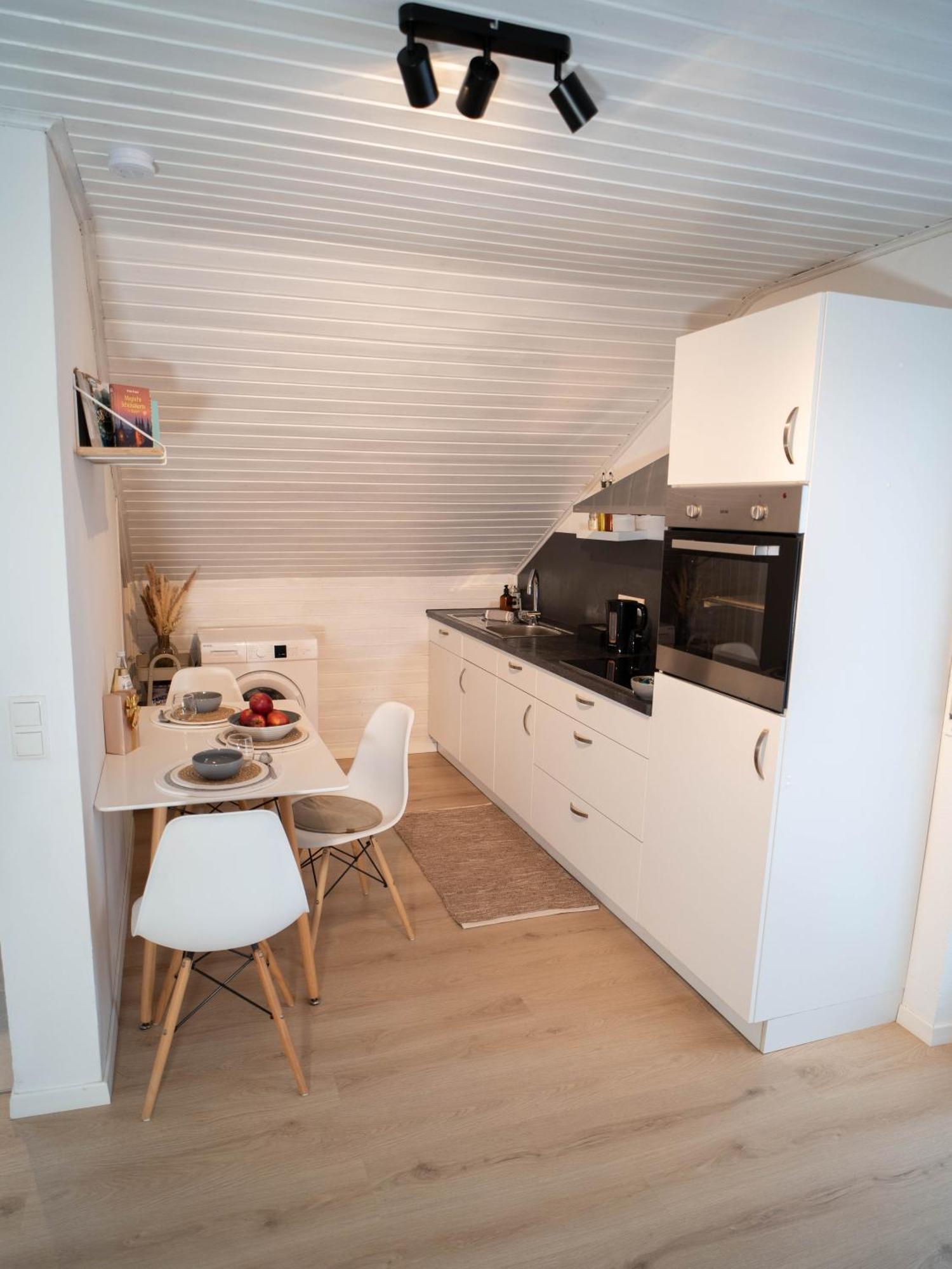 Charmantes Apartment Mit Balkon Mindelheim Eksteriør bilde